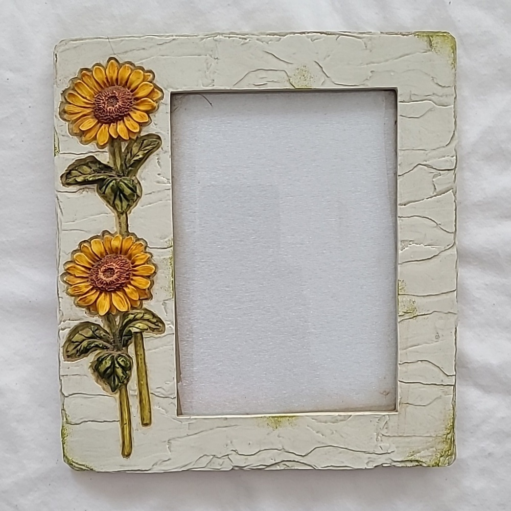 Beautiful clay Sunflower picture frameβ 4x6 - Picture 6 of 12